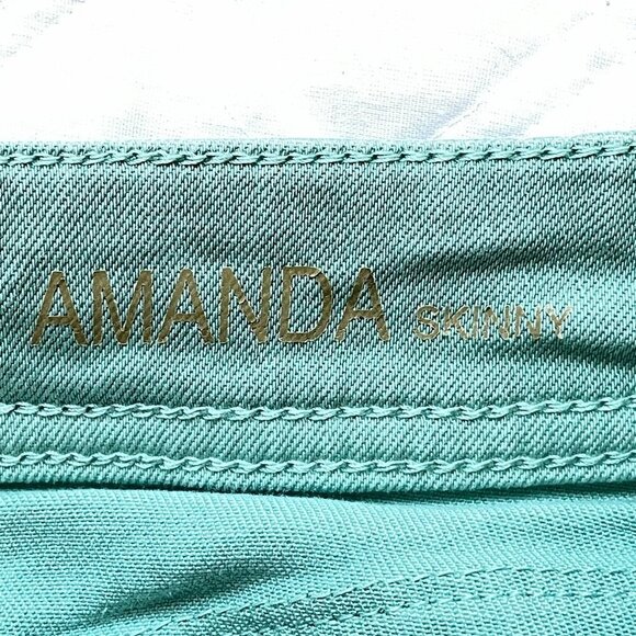 DL1961 Amanda Stretch Jeans - Picture 10 of 13